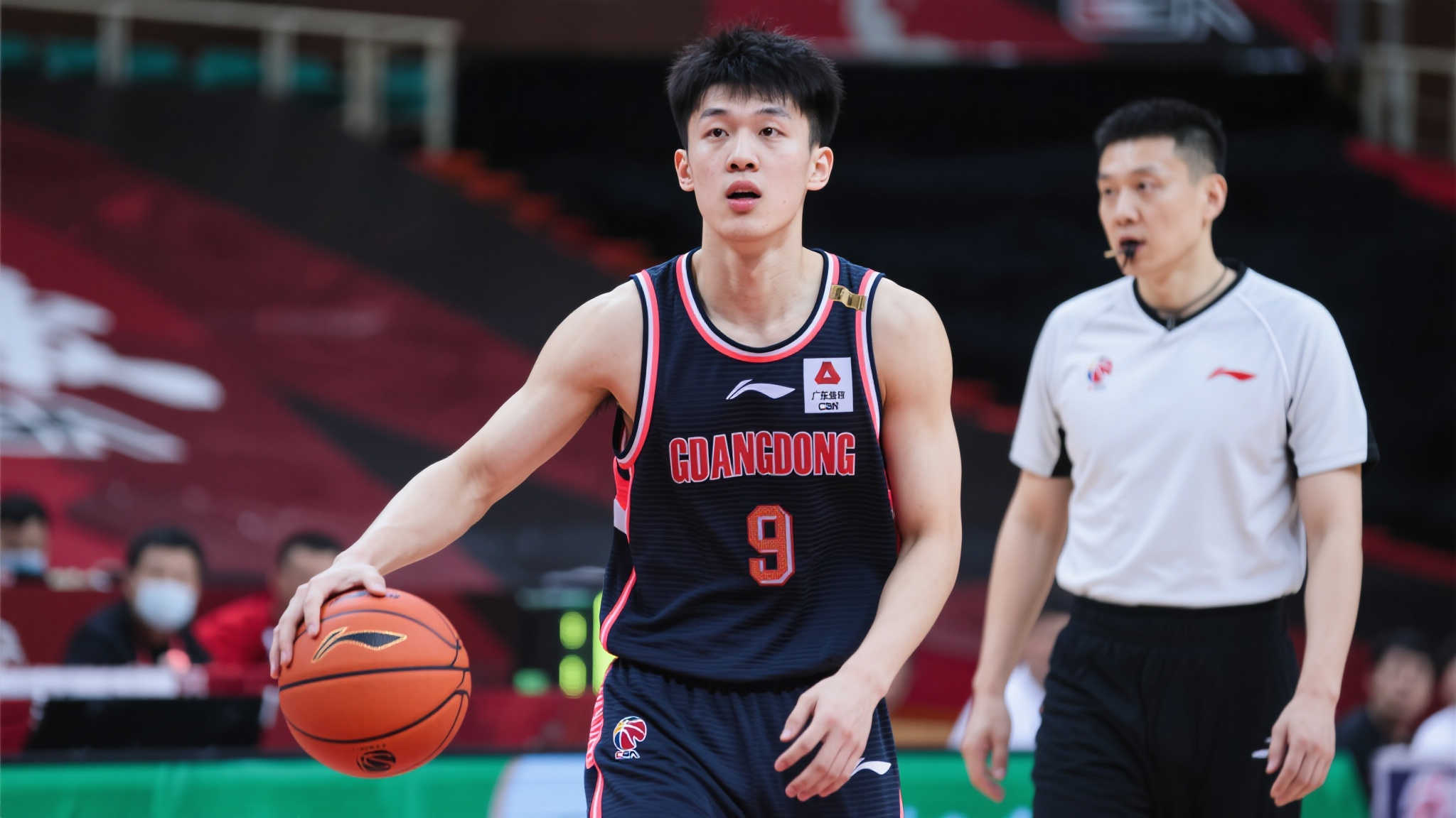 而开拓者和 而开拓者和